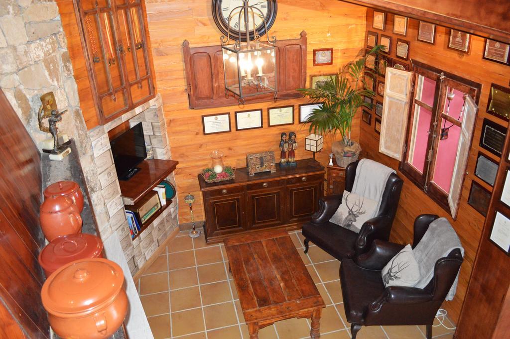 Casa Escosa Hotel Albalate del Arzobispo Buitenkant foto