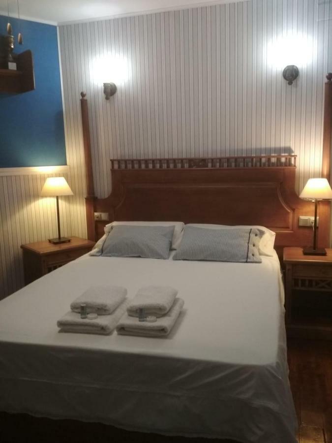 Casa Escosa Hotel Albalate del Arzobispo Buitenkant foto